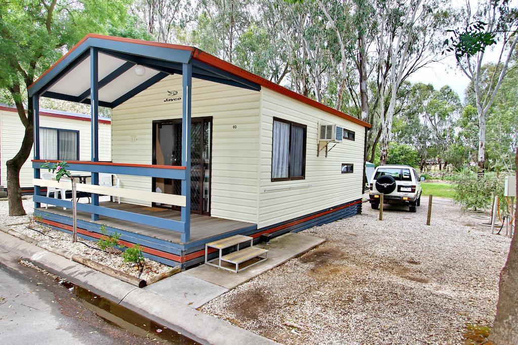 Wangaratta Caravan Park Номер фото